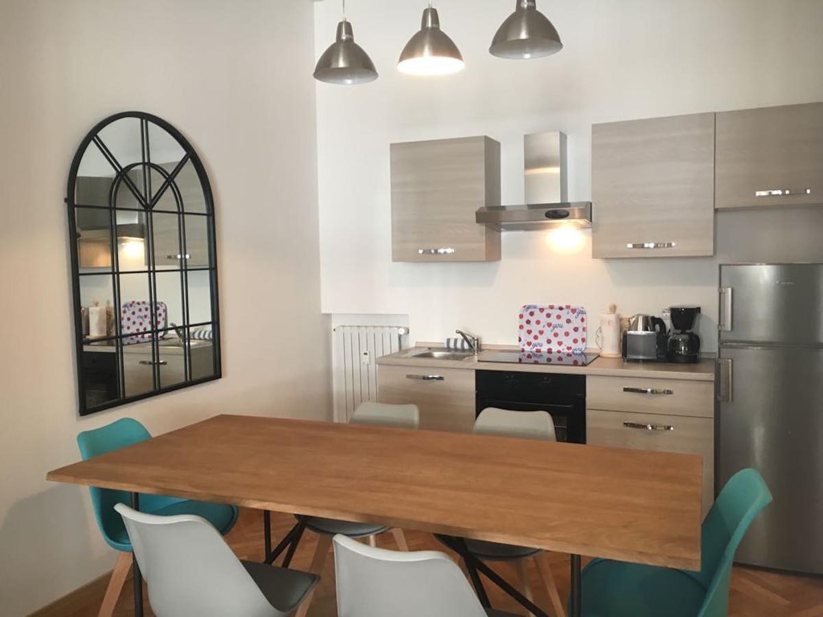 Roomy Apartment Duomo & San Babila Milano Ngoại thất bức ảnh